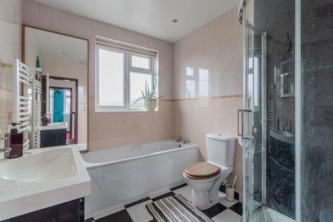 20 Arbrook Drive, Nottingham, NG8 3PD