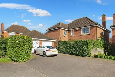 5 bedroom detached house for sale, Thales Drive, Arnold, Nottingham