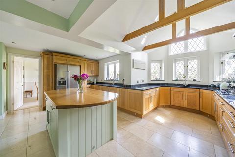 4 bedroom detached house for sale, Brockwell, Oakley