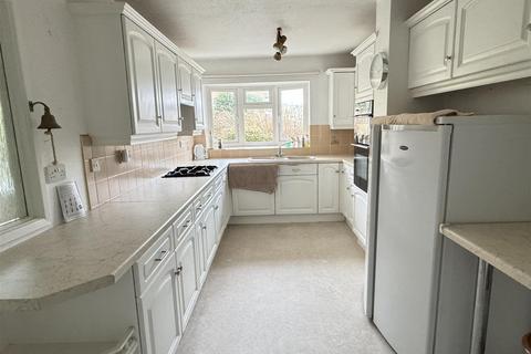 59 Chipponds Drive, St Austell, PL25 5DE