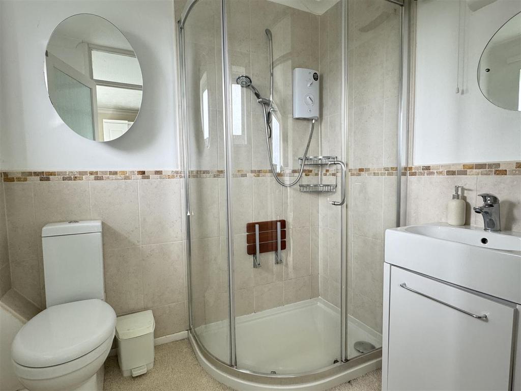 En-Suite Shower