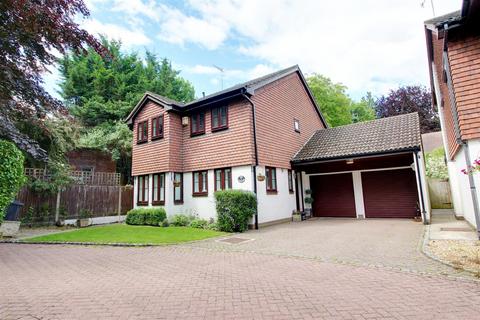 4 bedroom detached house for sale, Box Lane, Felden