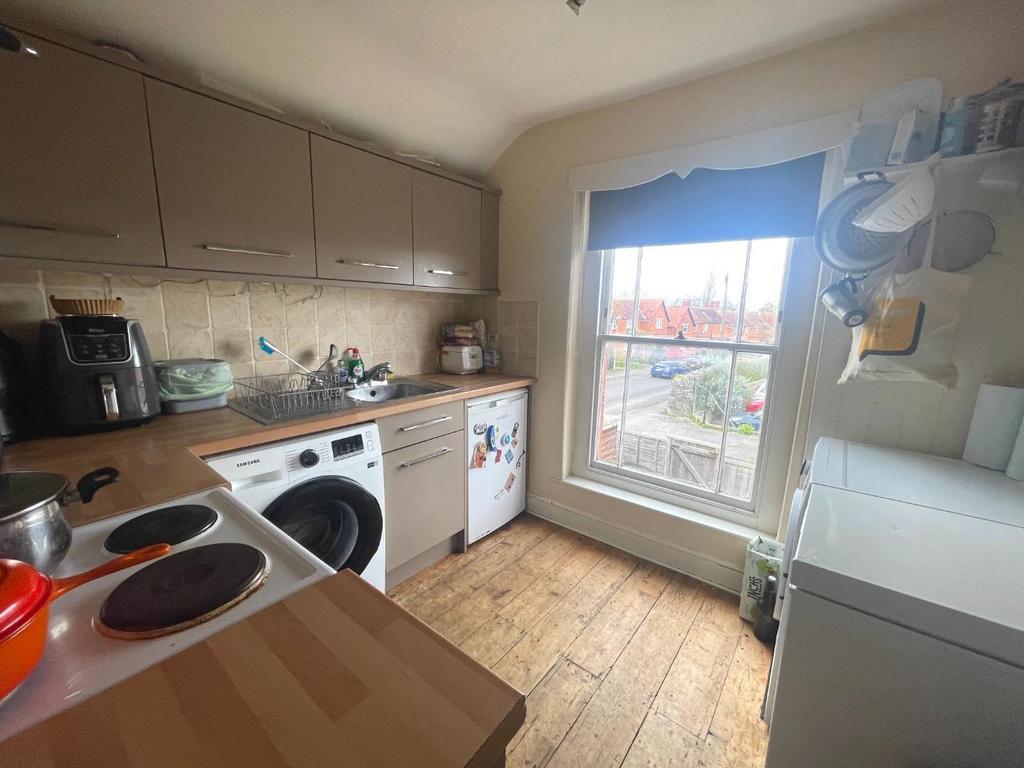 Kitchen.JPG