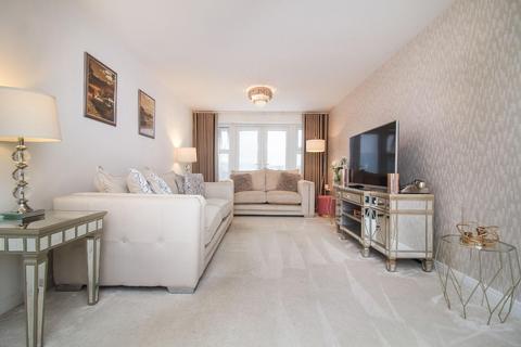 39 Deleval Crescent, Shiremoor, Newcastle Upon Tyne, NE27 0FA