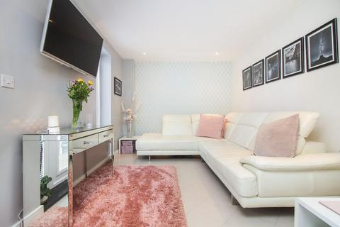 39 Deleval Crescent, Shiremoor, Newcastle Upon Tyne, NE27 0FA