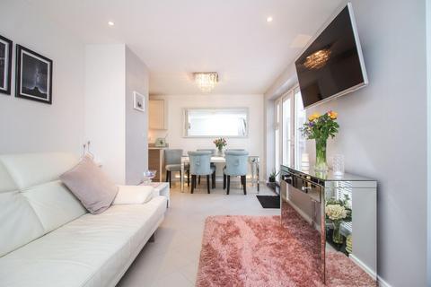 39 Deleval Crescent, Shiremoor, Newcastle Upon Tyne, NE27 0FA