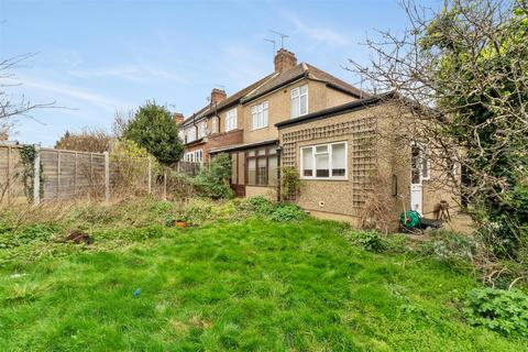3 bedroom semi-detached house for sale, Parkway, Woodford Green