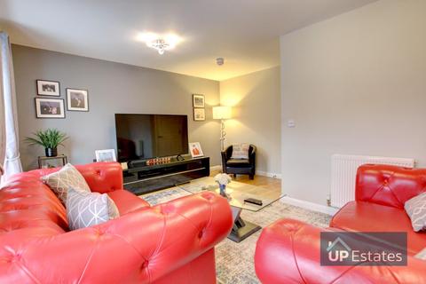 5 Bellamy Close, Coventry, CV2 3JD