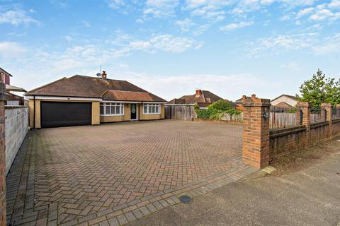 4 bedroom detached house to rent, Lunsford Lane, Aylesford ME20