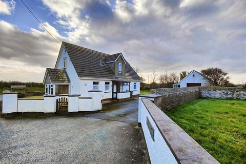 3 bedroom detached bungalow for sale, Maes-y-Ffynnonn, Penygroes, Croesgoch, Haverfordwest