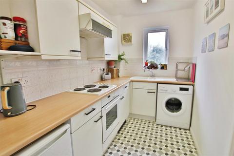 1 bedroom flat for sale, Dundonald Close, Waterside Park, Southampton