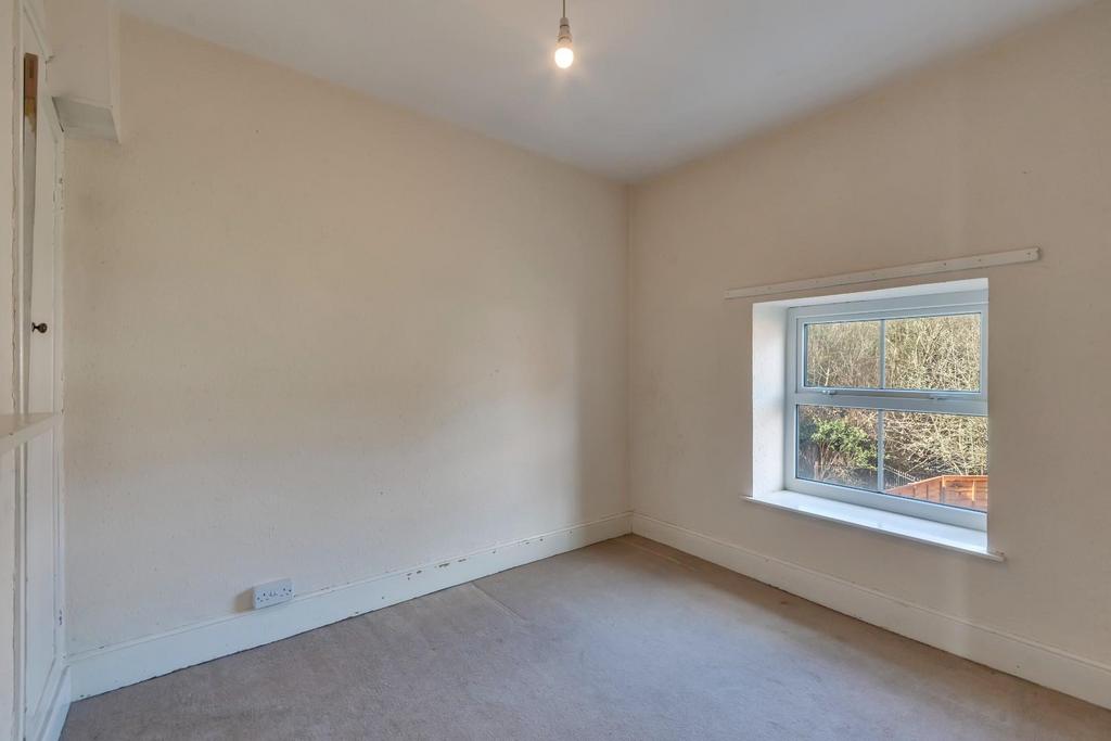 Bedroom One.jpg