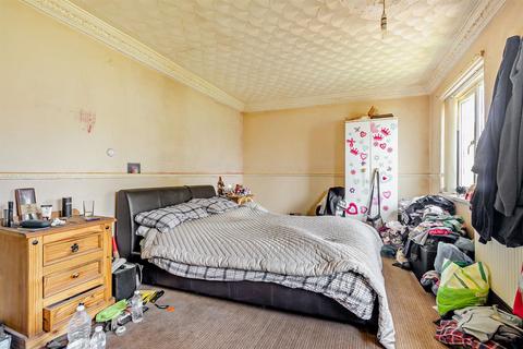 121 Broadwater, Bolton Upon Dearne, Rotherham, S63 8ER