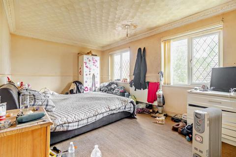 121 Broadwater, Bolton Upon Dearne, Rotherham, S63 8ER