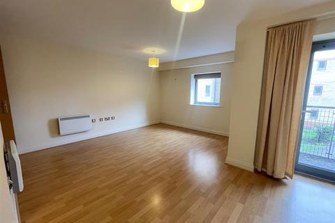 1 bedroom flat to rent, Kentmere Drive, Lakeside DN4