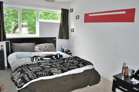 1 bedroom flat to rent, Chislet Close, Beckenham, BR3