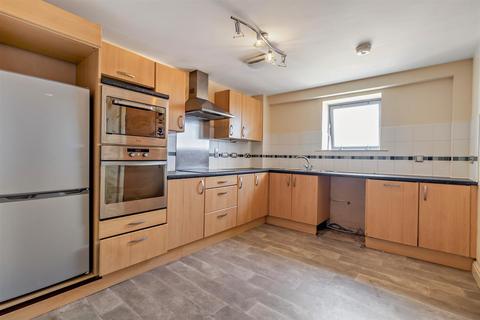 2 bedroom apartment for sale, Kentmere Drive, Doncaster DN4