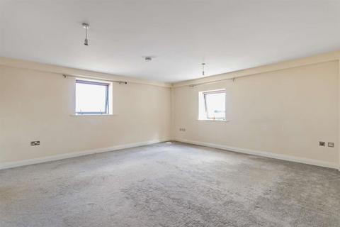 2 bedroom apartment for sale, Kentmere Drive, Doncaster DN4