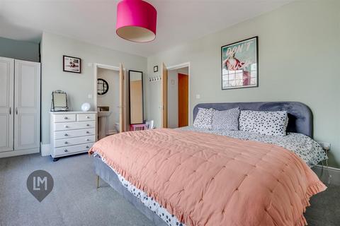 2 bedroom flat for sale, Merton Road, London