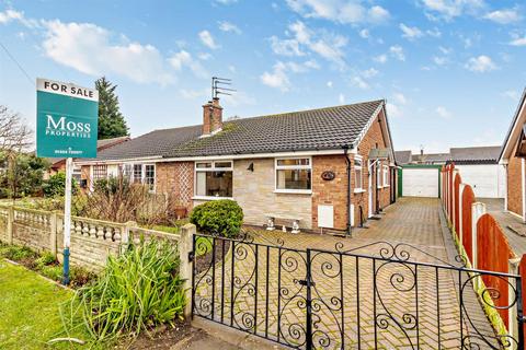 3 bedroom semi-detached bungalow for sale, Nutwell Lane, Doncaster DN3