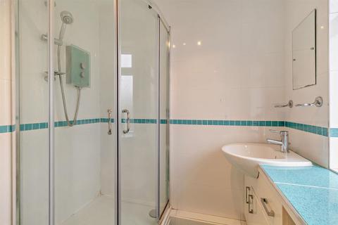 5 Holyrood Road, Doncaster, DN2 5HR