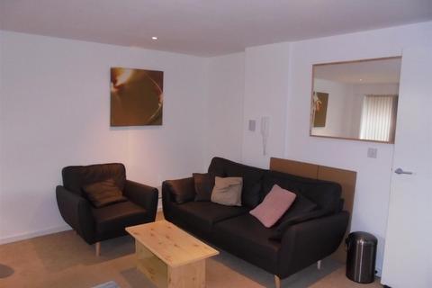 2 bedroom apartment to rent, Trinity One, East Street, Leeds