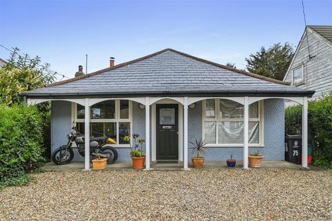 3 bedroom detached bungalow for sale, Walton Road, Kirby-Le-Soken