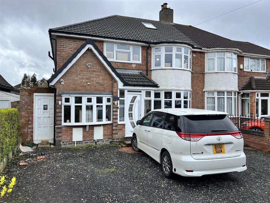Green Lane, Castle Bromwich, Birmingham 6 bed semidetached house for