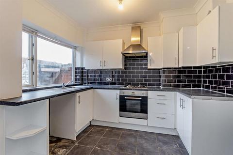 3 bedroom end of terrace house for sale, Holyrood Road, Doncaster DN2