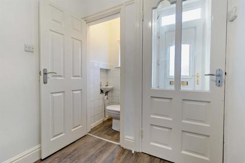 7 Holyrood Road, Doncaster, DN2 5HR