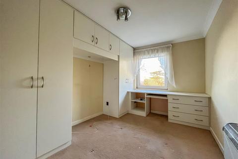 1 bedroom retirement property for sale, Elstree Road, Bushey Heath, Bushey