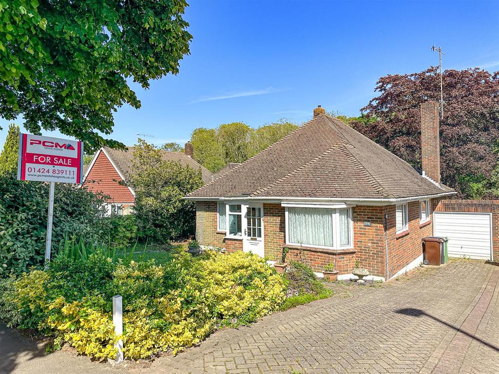 Ironlatch Avenue, St. LeonardsOnSea 3 bed detached bungalow for sale £389,950