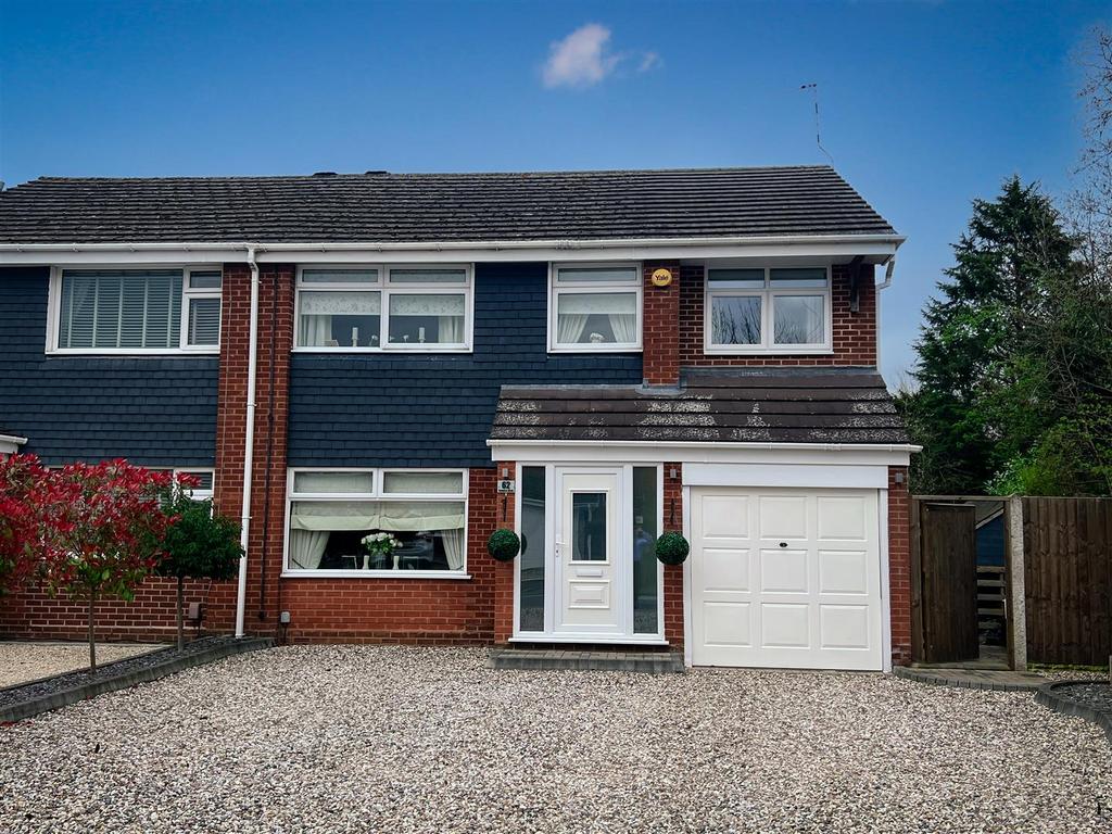 Coppice Walk, Cheswick Green, Solihull 4 bed semidetached house for