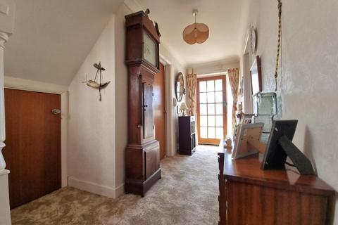 90 Beauchamp Road, Solihull, B91 2BU