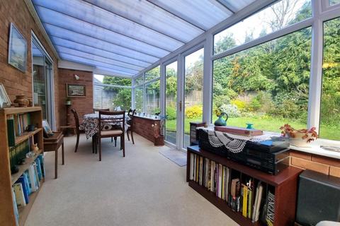 90 Beauchamp Road, Solihull, B91 2BU