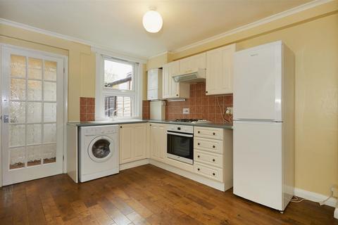 15 Lower Road, Orpington, BR5 4AH
