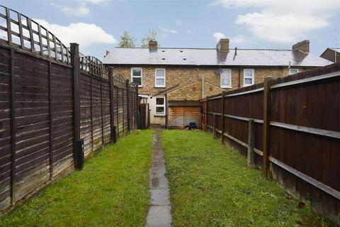 15 Lower Road, Orpington, BR5 4AH