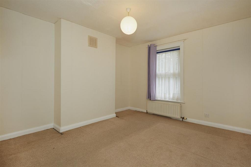 Bedroom1.jpg