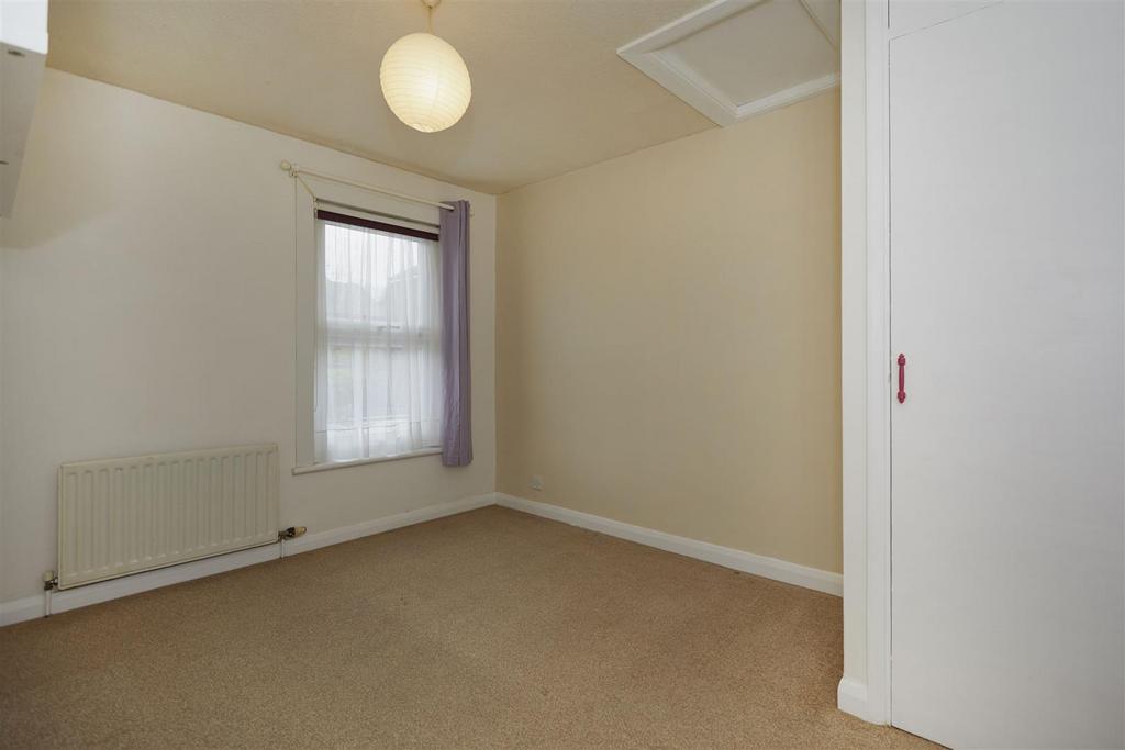 Bedroom2.jpg