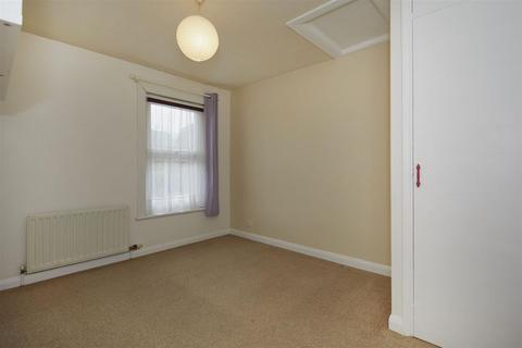 15 Lower Road, Orpington, BR5 4AH