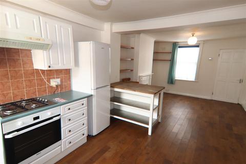 15 Lower Road, Orpington, BR5 4AH