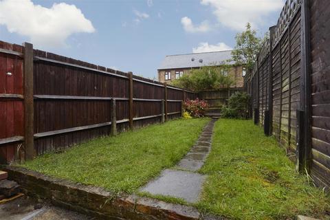 15 Lower Road, Orpington, BR5 4AH