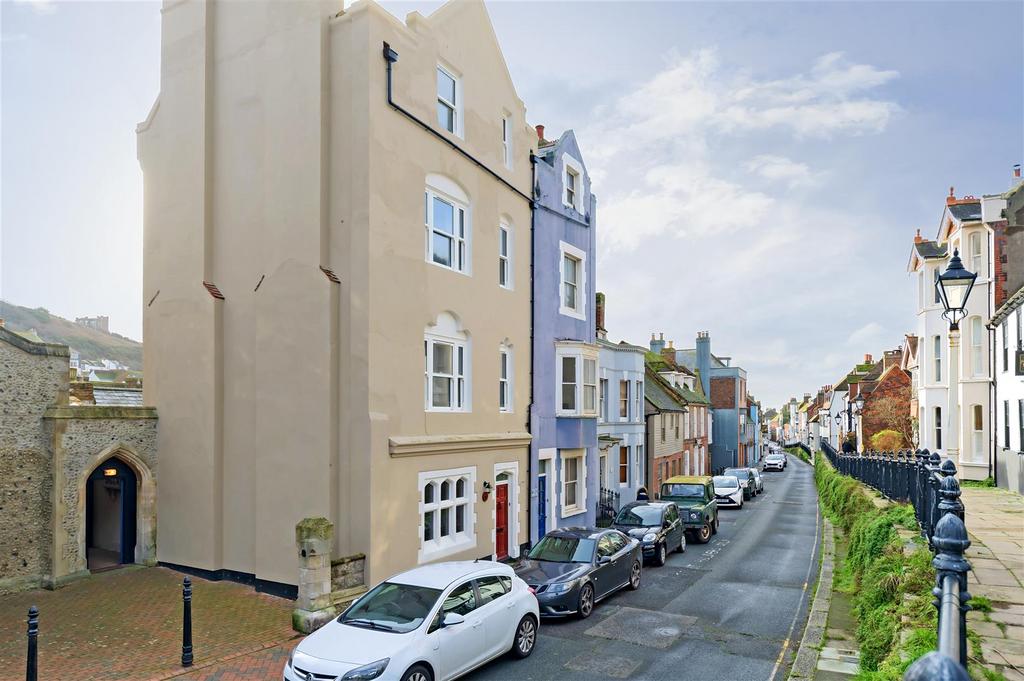 High Street, TN34 (38).jpg