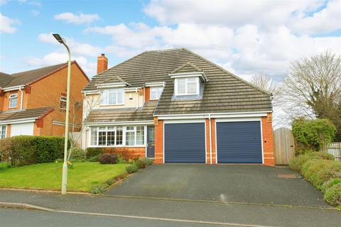 4 bedroom detached house for sale, Buckland Walk, Newport