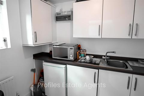3 Athens Close, Hinckley, LE10 1FJ