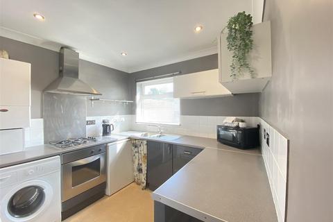 2 bedroom apartment for sale, Terminus Road, Littlehampton BN17