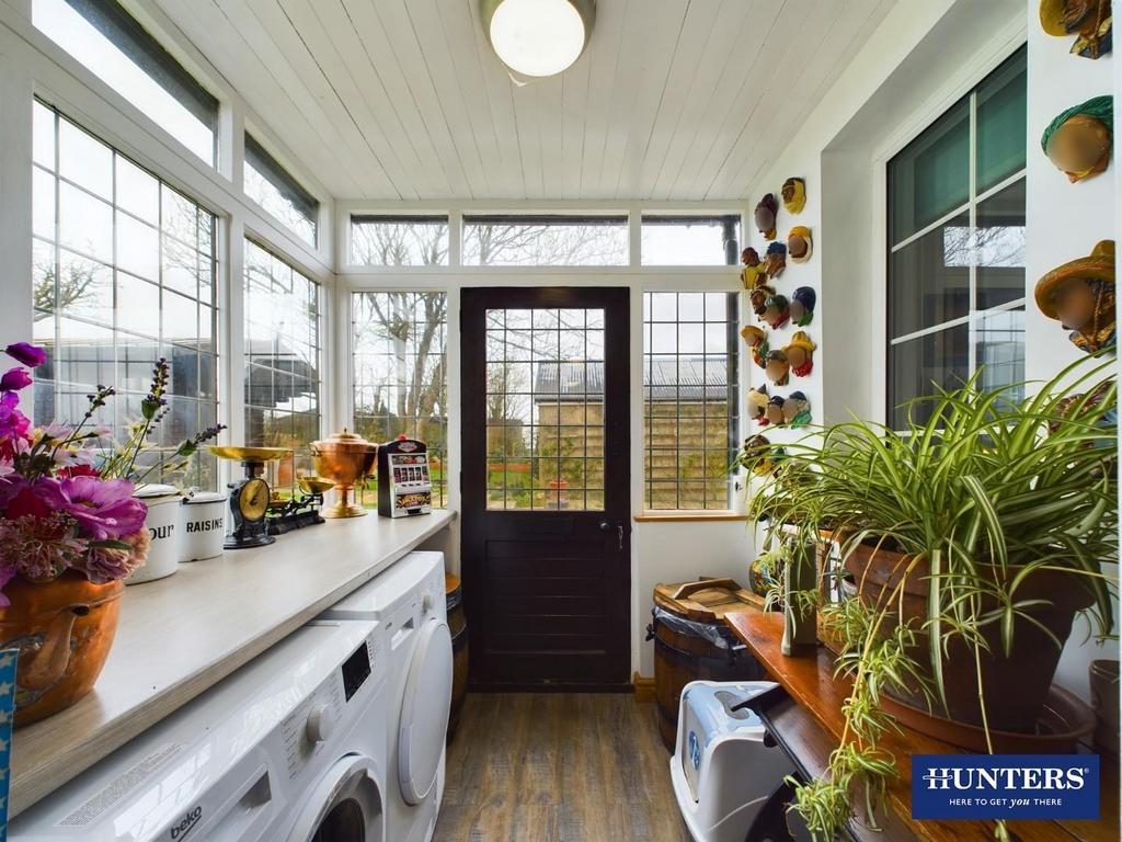 Rear Porch/Utility