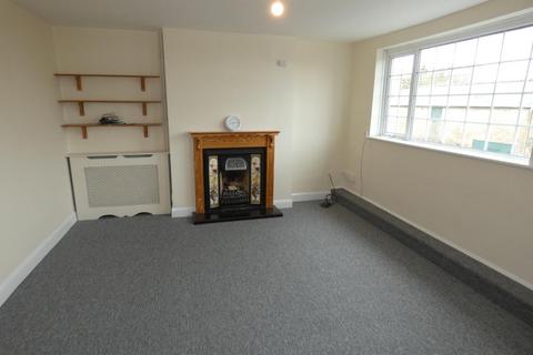 2 bedroom flat to rent, North Terrace, Mildenhall IP28