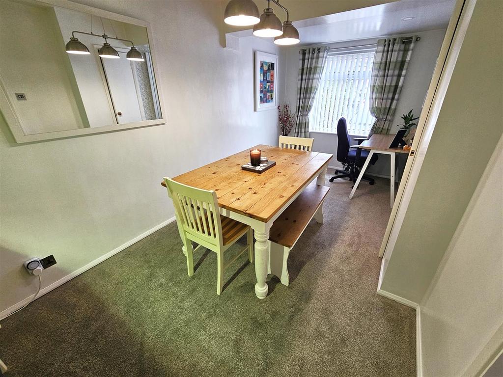 Dining Room.jpg