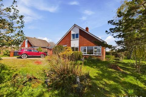 3 bedroom detached house for sale, Maesbury Marsh, Oswestry